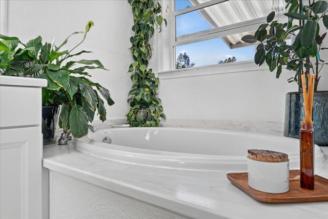 444 Whispering Pines 131, Scotts Valley, CA 95066