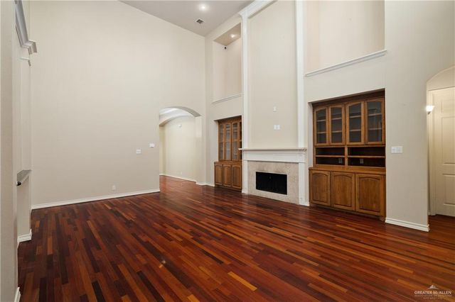 2703 W San Diego W Street, Mission, TX 78572