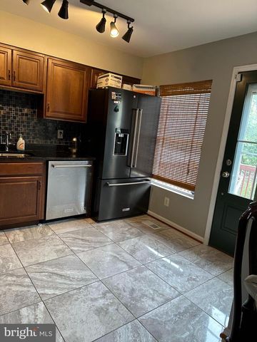 1202 LAURENS ST, Baltimore, MD 21217