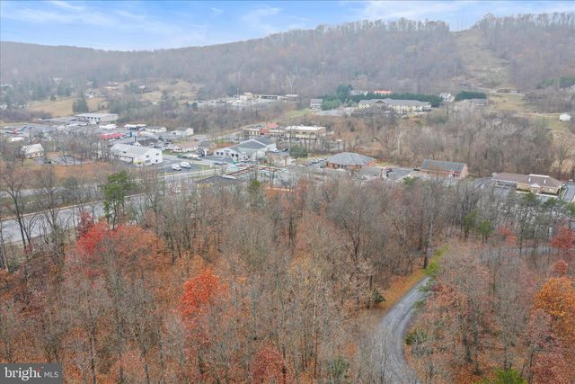 VALLEY RD, Berkeley Springs, WV 25411