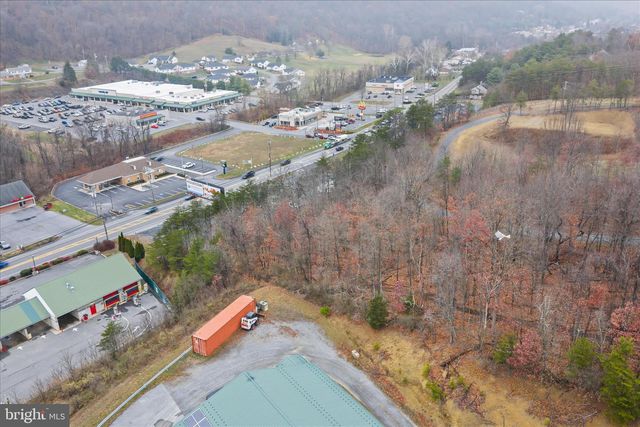 VALLEY RD, Berkeley Springs, WV 25411