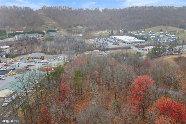 VALLEY RD, Berkeley Springs, WV 25411