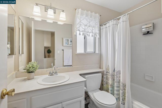 3112 Sunflower Dr, Antioch, CA 94531