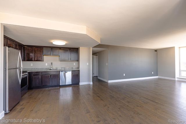 250 E Harbortown Drive 703, Detroit, MI 48207