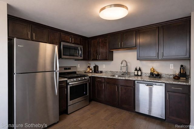 250 E Harbortown Drive 703, Detroit, MI 48207