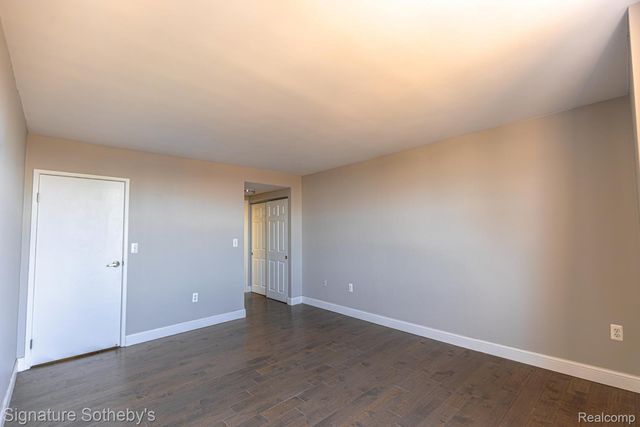 250 E Harbortown Drive 703, Detroit, MI 48207