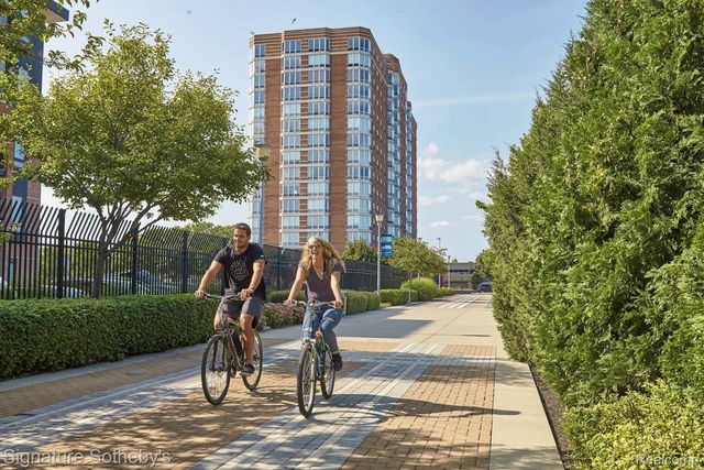 250 E Harbortown Drive 703, Detroit, MI 48207