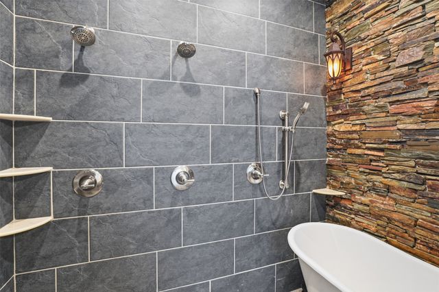 186 Long Drive, Palo Pinto, TX 76484