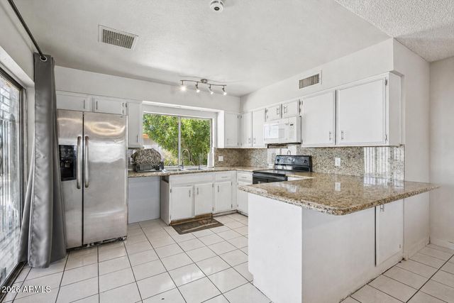 4301 N 80TH Lane, Phoenix, AZ 85033