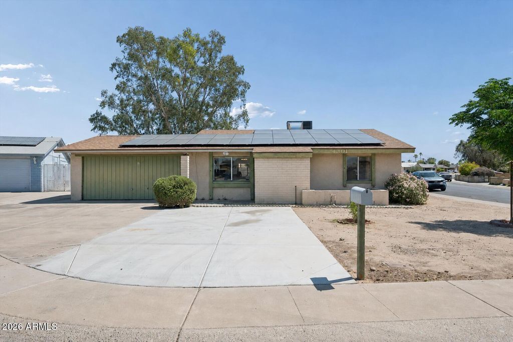 4301 N 80TH Lane, Phoenix, AZ 85033