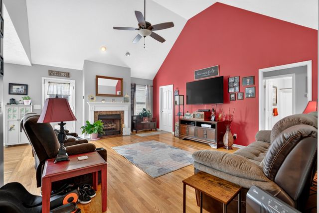 153 Brandywine Ln, Springfield, TN 37172