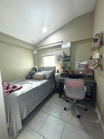 10804 N MYRTLE STREET, Tampa, FL 33617