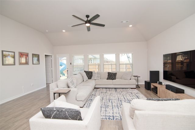 1345 Fox Glen Trail, Crowley, TX 76036