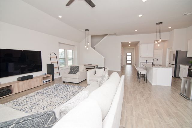 1345 Fox Glen Trail, Crowley, TX 76036