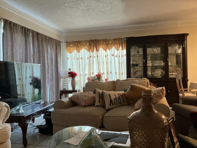 1201 NW 51st Avenue, Lauderhill, FL 33313