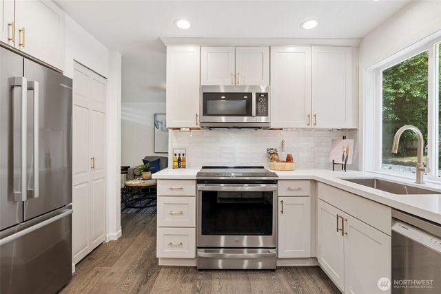 13950 127th Place NE, Kirkland, WA 98034