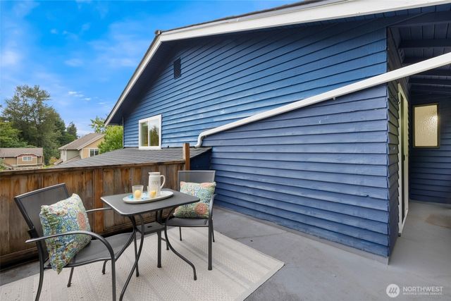 13950 127th Place NE, Kirkland, WA 98034