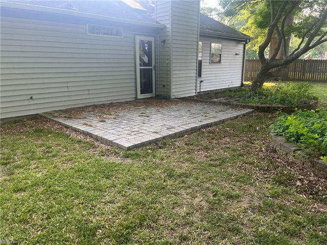 32 George CT, Hampton, VA 23663