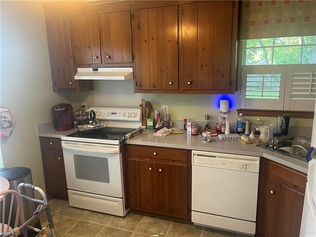 32 George CT, Hampton, VA 23663