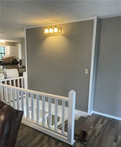 565 County Road 1750, London, AR 72847