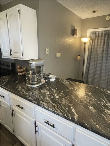 565 County Road 1750, London, AR 72847