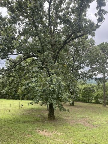 565 County Road 1750, London, AR 72847