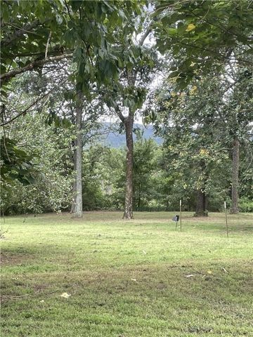 565 County Road 1750, London, AR 72847