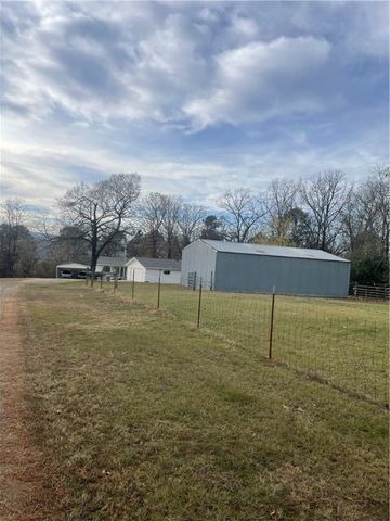 565 County Road 1750, London, AR 72847