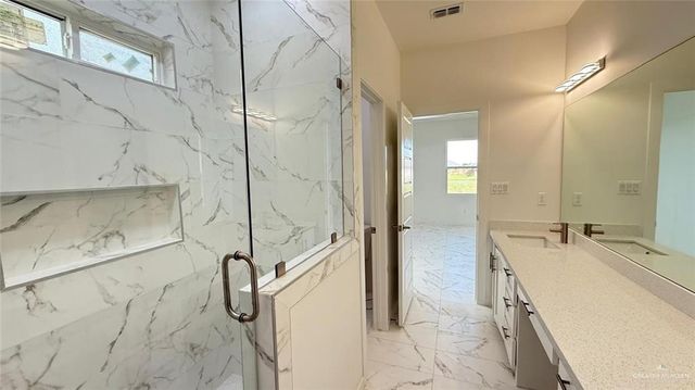 1004 Edgewood Drive, Alton, TX 78573