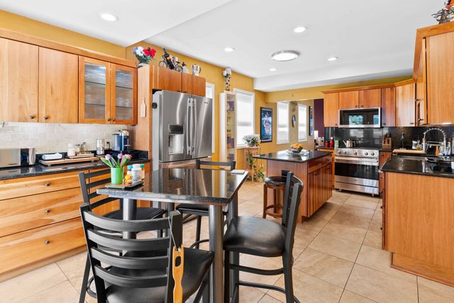 3619 S Parnell Avenue, Chicago, IL 60609