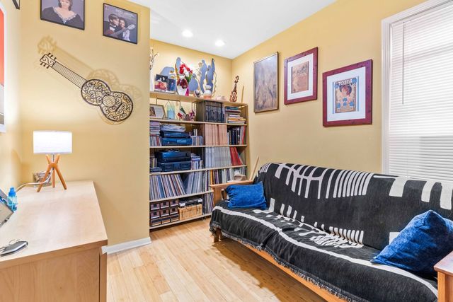 3619 S Parnell Avenue, Chicago, IL 60609