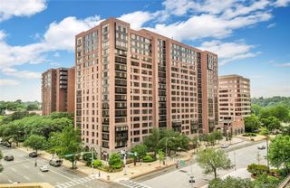 4 Martine Avenue 221, White Plains, NY 10606