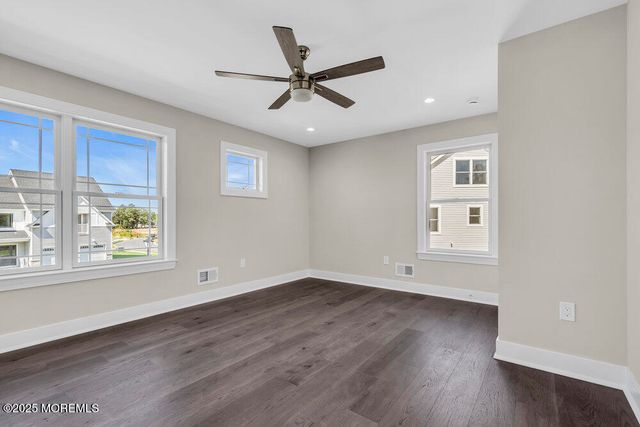 204 Coral Way N, Forked River, NJ 08731