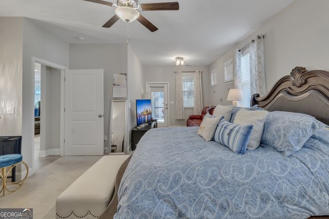 140 Amherst Way, Fayetteville, GA 30215