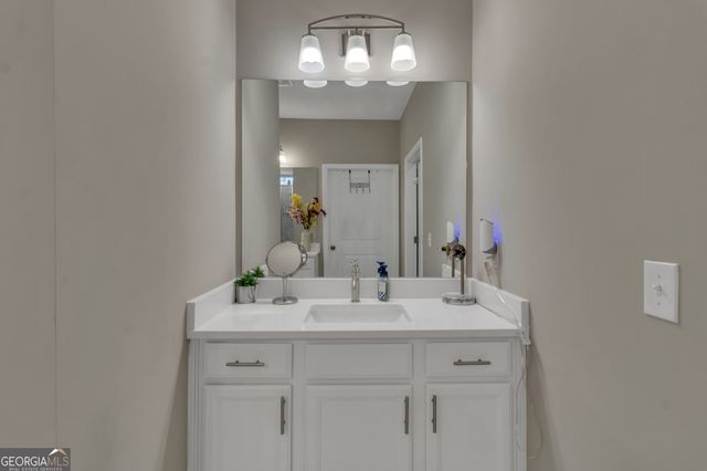 140 Amherst Way, Fayetteville, GA 30215
