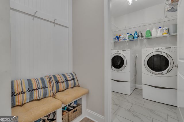140 Amherst Way, Fayetteville, GA 30215