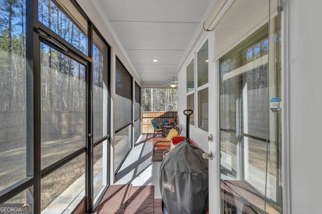 140 Amherst Way, Fayetteville, GA 30215