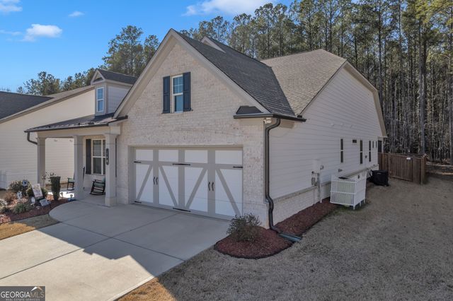 140 Amherst Way, Fayetteville, GA 30215