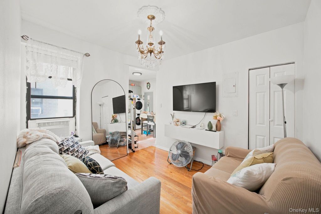 350 S 4th Street 4F, Brooklyn, NY 11211 — exterior