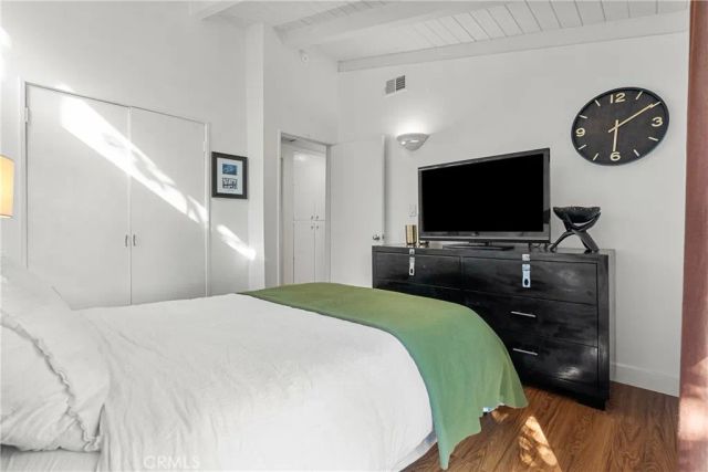 16421 Gledhill Street, North Hills, CA 91343