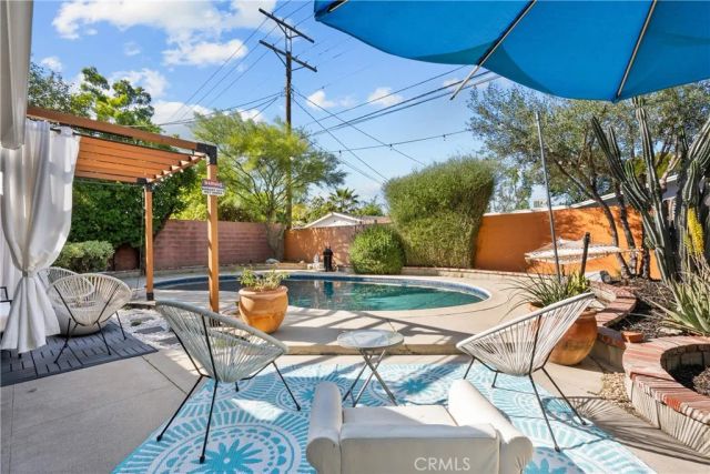 16421 Gledhill Street, North Hills, CA 91343