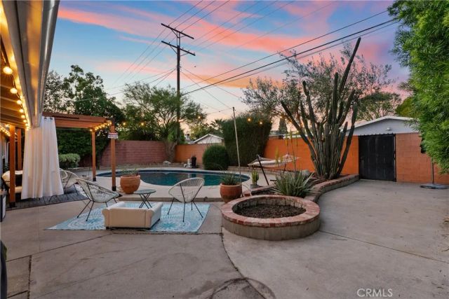 16421 Gledhill Street, North Hills, CA 91343