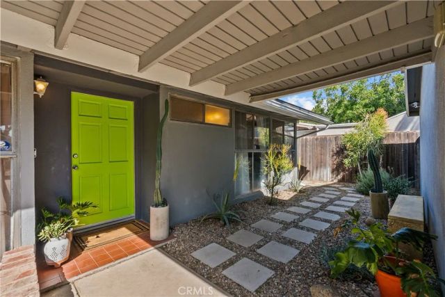 16421 Gledhill Street, North Hills, CA 91343