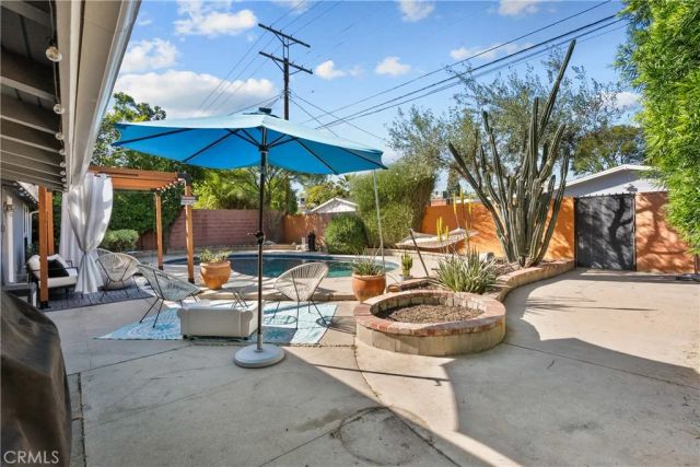 16421 Gledhill Street, North Hills, CA 91343