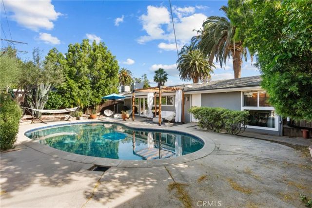 16421 Gledhill Street, North Hills, CA 91343