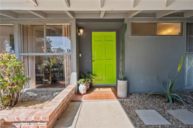 16421 Gledhill Street, North Hills, CA 91343