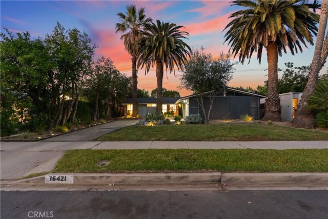 16421 Gledhill Street, North Hills, CA 91343