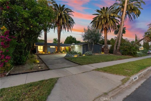 16421 Gledhill Street, North Hills, CA 91343