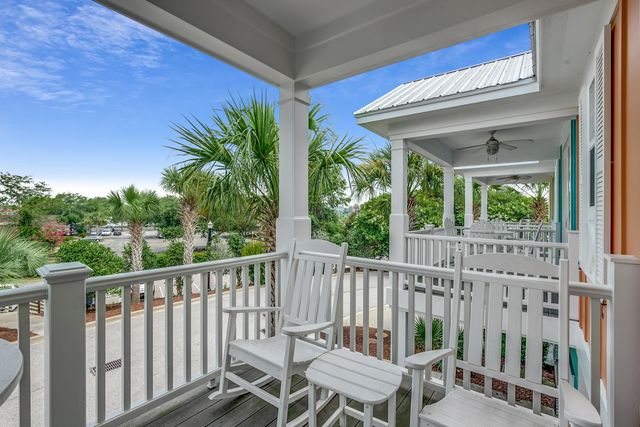 4914 Cinzia Ln, North Myrtle Beach, SC 29582