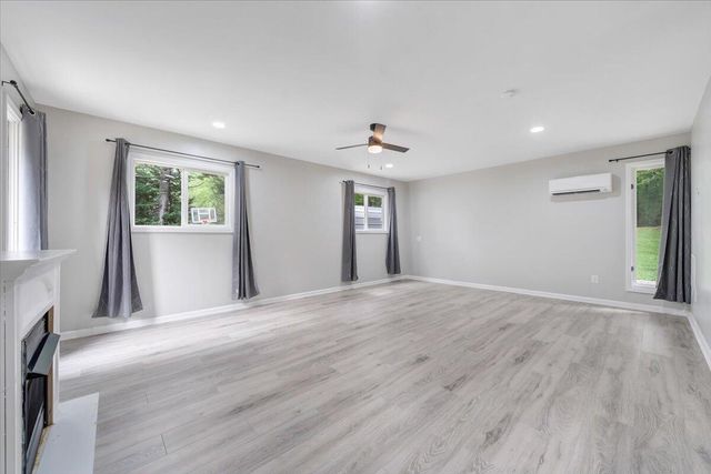 422 Willow Creek RD, Rocky Mount, VA 24151